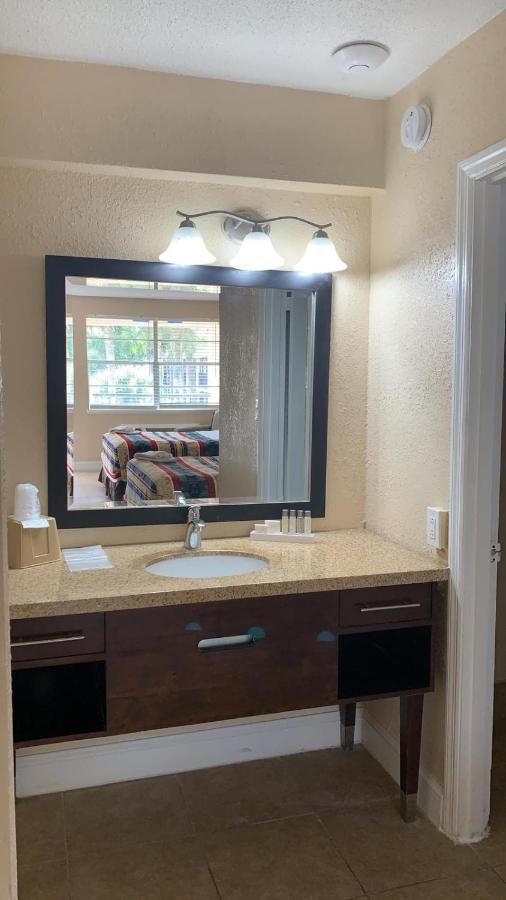 Apm Inn & Suites - Jacksonville Luaran gambar