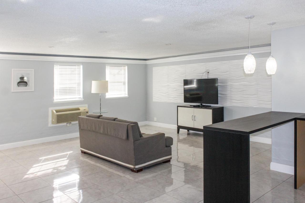 Apm Inn & Suites - Jacksonville Luaran gambar