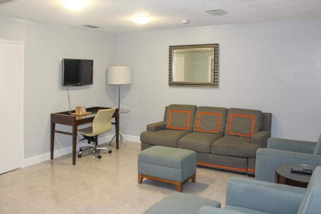 Apm Inn & Suites - Jacksonville Luaran gambar
