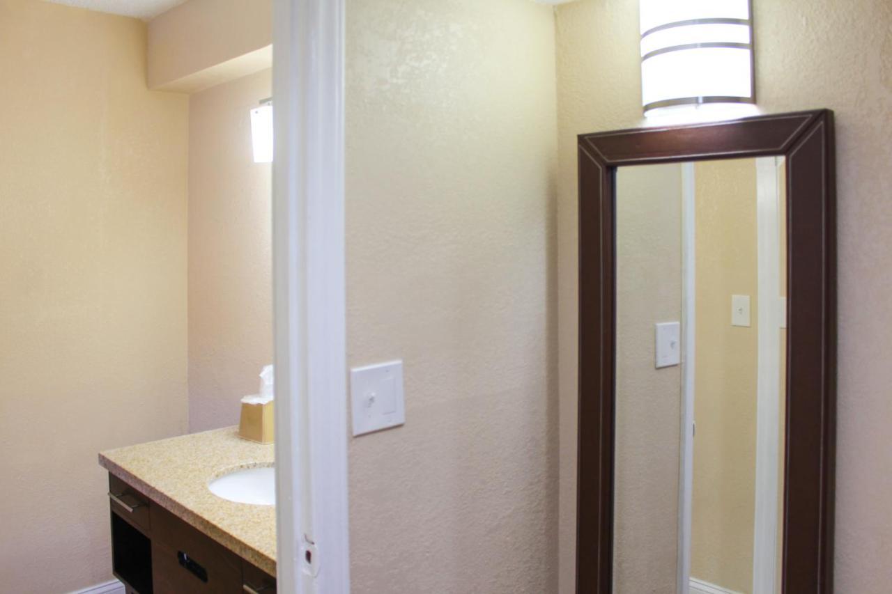 Apm Inn & Suites - Jacksonville Luaran gambar